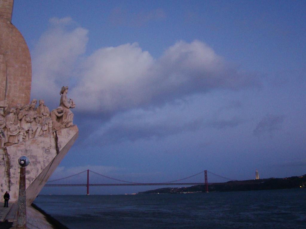 Tejo Apartment Lisbon Bilik gambar